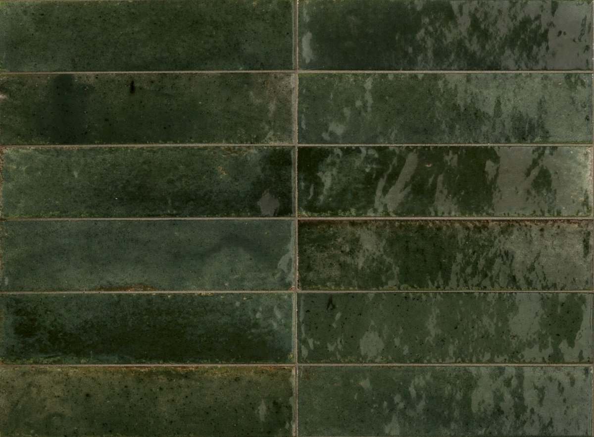 Fliese dunkelgrün glasiert unregelmäßige Oberfläche Look Ragno by Marazzi