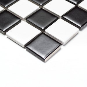 Mosaik Schachbrett schwarz weiß matt 32,6x30cm auf Netz